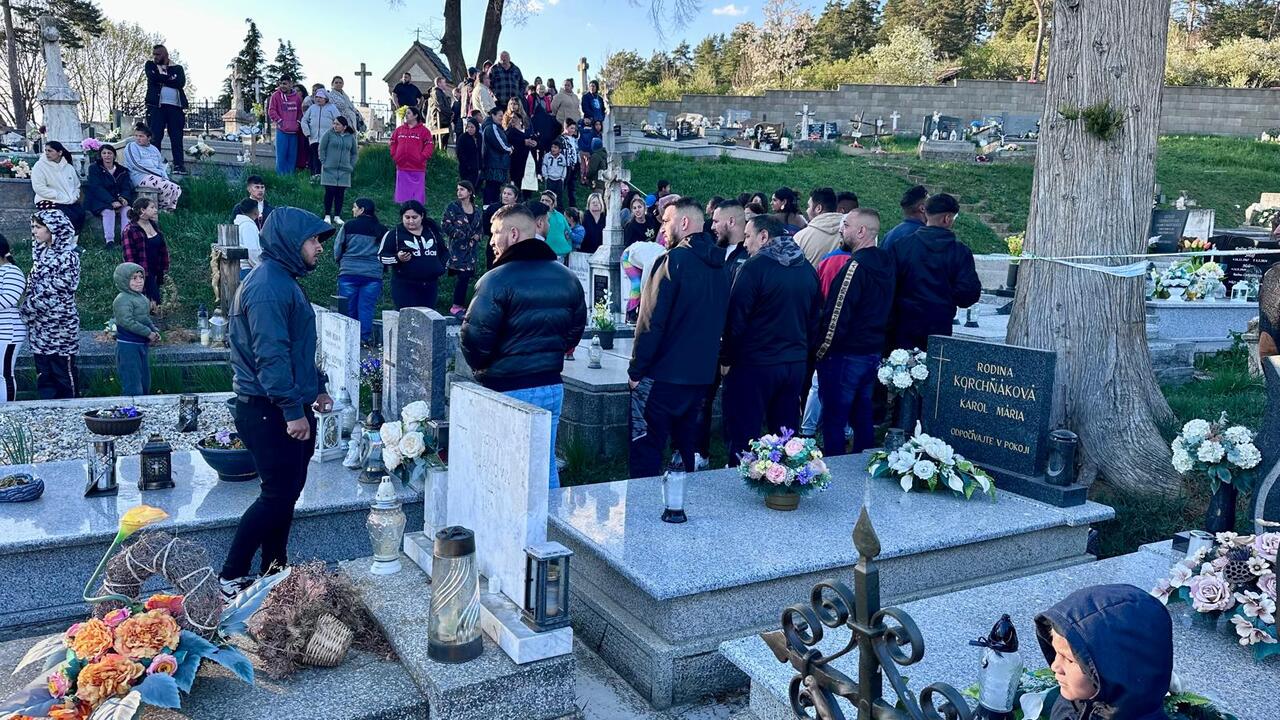 hrob príbuzní Spiš búchanie