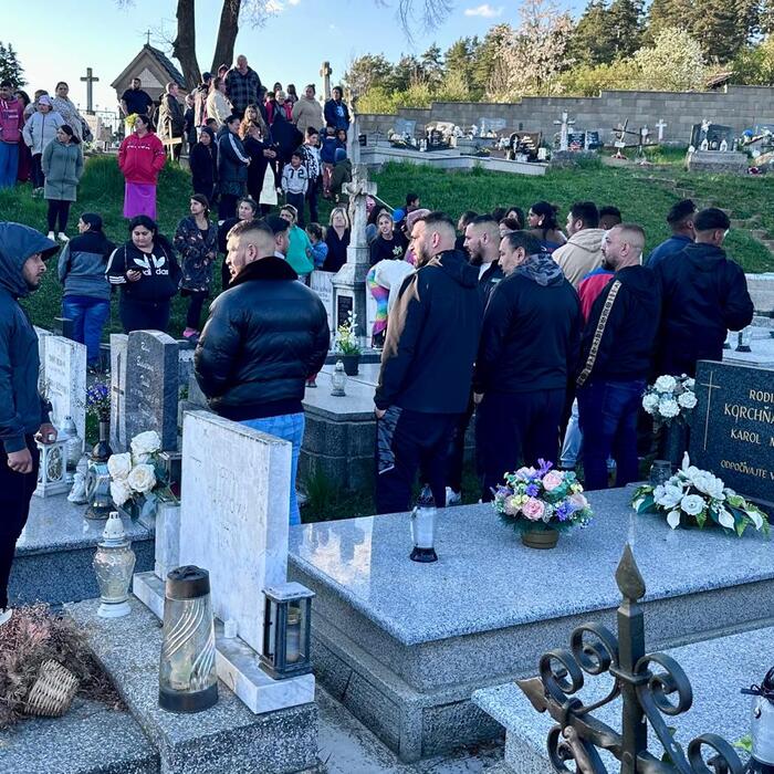 hrob príbuzní Spiš búchanie