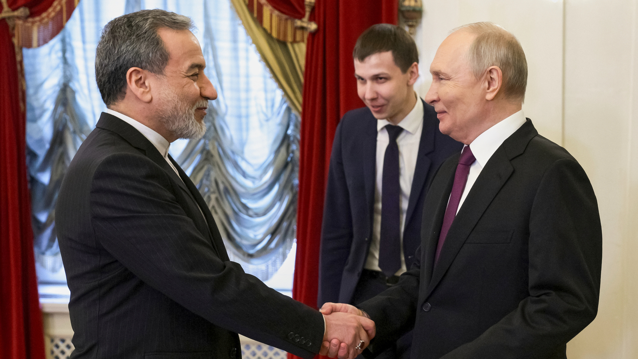 Arákčí po rokovaní s Putinom: USA vo vojne zlyhali. Teherán podľa neho zvažuje rokovania, ktoré žiada Trump