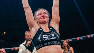 Na Oktagone sa darilo domácim hviezdam aj slovenskej bojovníčke. Szabová ukončila súperku a vstúpila do histórie