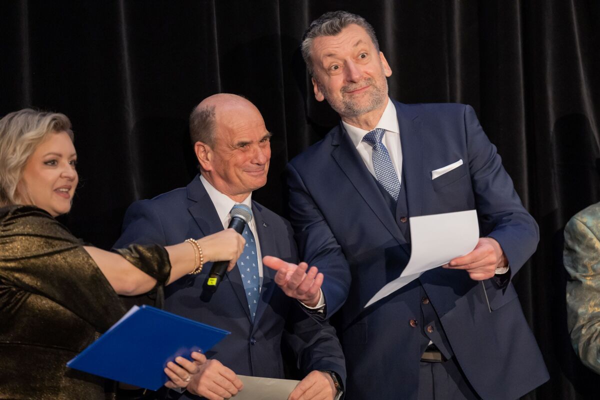 Vyhlasenie vitaza_JUDr.Tibor Kotora_konatel ORLEN_a_Maroša Havrana_generalny riaditel TA3.jpg