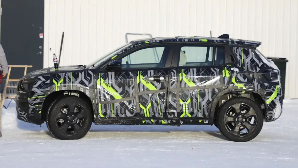 Jeep Avenger facelift - side profile_mqnquf.webp