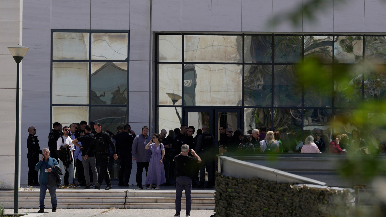 Grécko Atény streľba