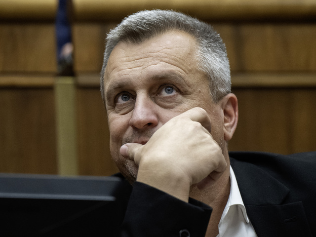 „Ak chce byť dôstojným premiérom Maďarska, nemal by urážať Slovensko.“ Danko predloží k slovám Magyara uznesenie
