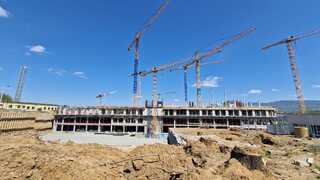 Stopli výstavbu nemocnice v Prešove. Kaliňák priznal problémy, nevylúčil ani búranie