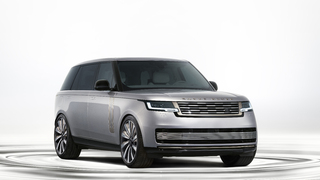 Range Rover SV Ultra: Prichádza najluxusnejšie SUV planéty, ktoré vám dopraje masáž a odpočinok zvukom