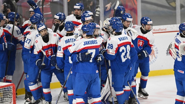 MS Slovensko Lotyšsko hokej 18 rokov