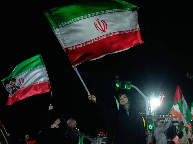 Dočkajú sa v regióne konečne mieru? Irán a USA dosiahli dohodu, tvrdí Pakistan. Teherán to poprel