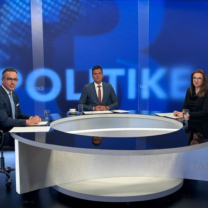 V politike Tomáš Petrík