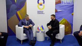 Fico a Zelenskyj rokovali v Jerevane. Spoločné zasadnutie vlád by sa mohlo uskutočniť do konca júna