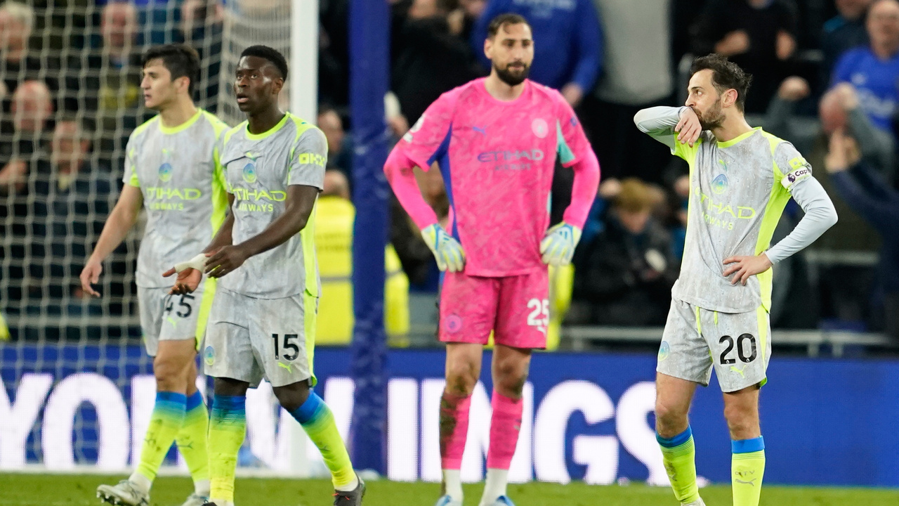 manchester city, donnarumma