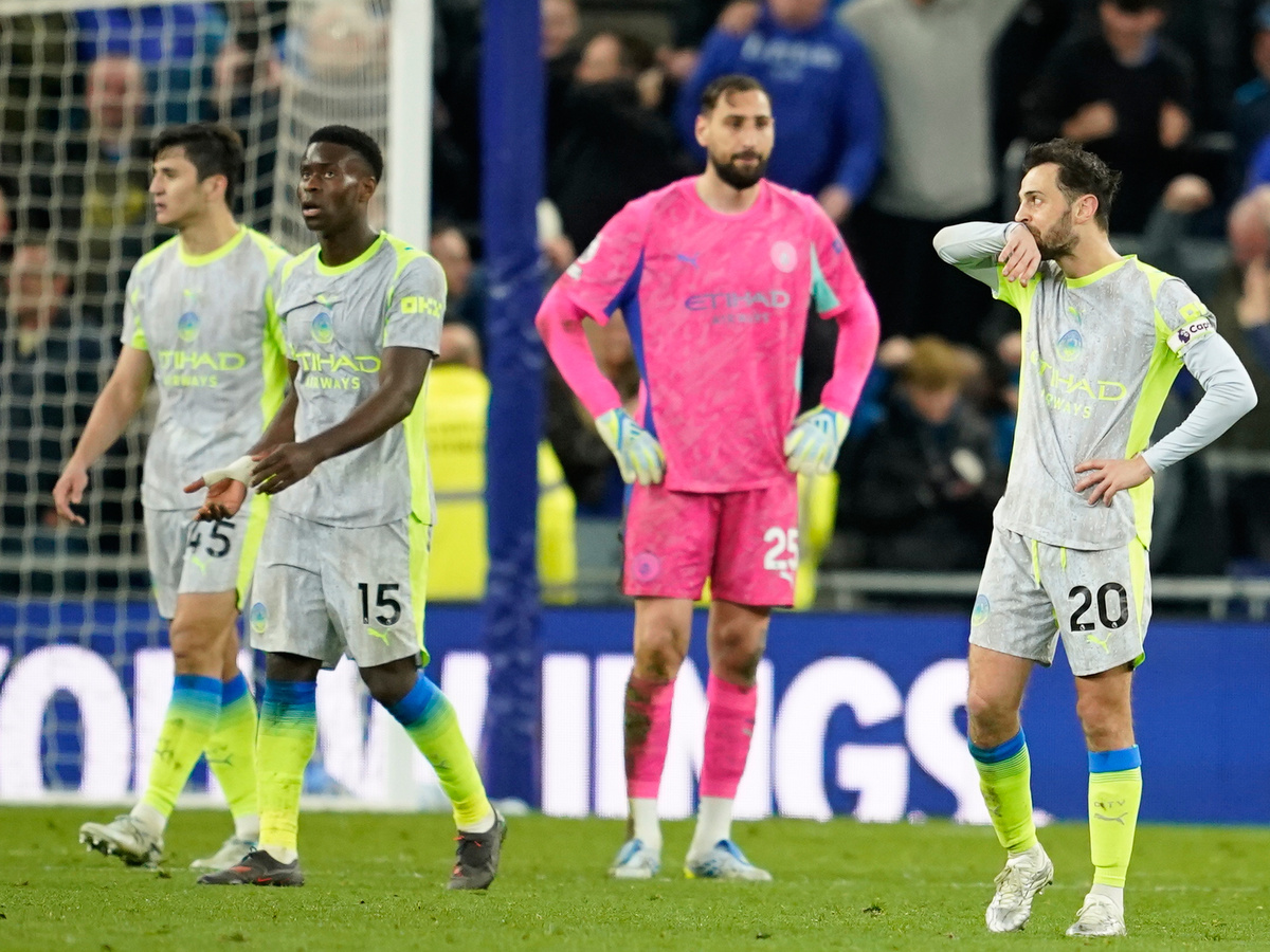 manchester city, donnarumma
