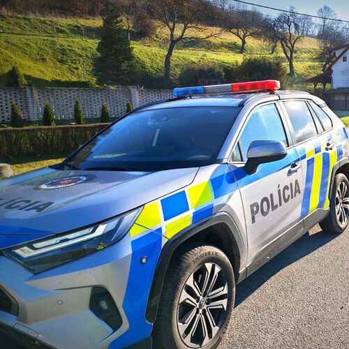polícia policajt policajti hliadka