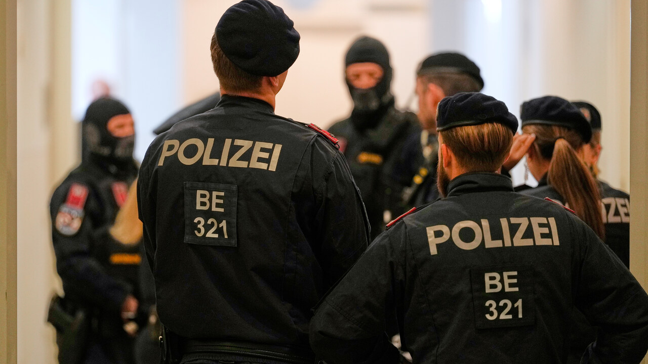 rakuska policia rakuski policajti