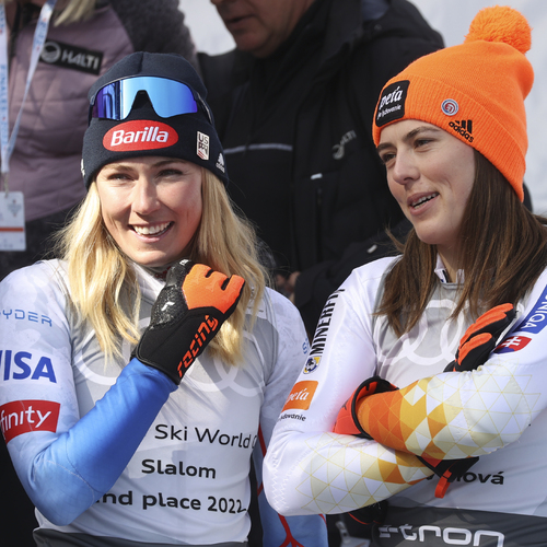 Mikaela Shiffrinová, Petra Vlhová 
