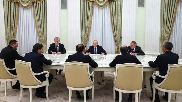 putin v moskve kremel (rokovanie s dagestanom)
