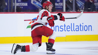 NHL: Carolina oslavuje postup do finále konferencie bez jedinej prehry. V play off vymazala ďalšieho súpera