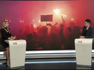 HOST-V-STUDIU