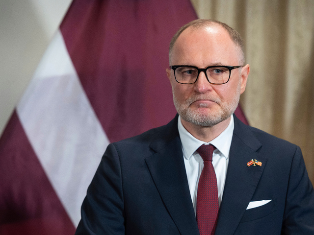 Incident s ukrajinskými dronmi v Lotyšsku stál ministra obrany funkciu. Premiérka kritizovala nedostatočnú reakciu 