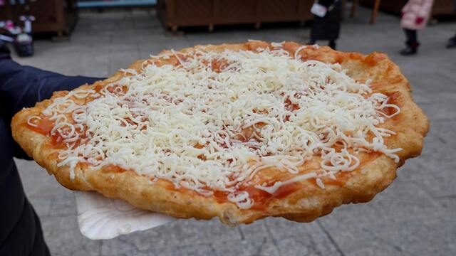 langoš