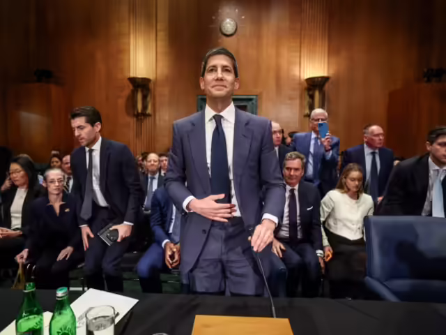 Americkú centrálnu banku povedie Kevin Warsh. Powell končí, neznížil úroky podľa Trumpovho želania