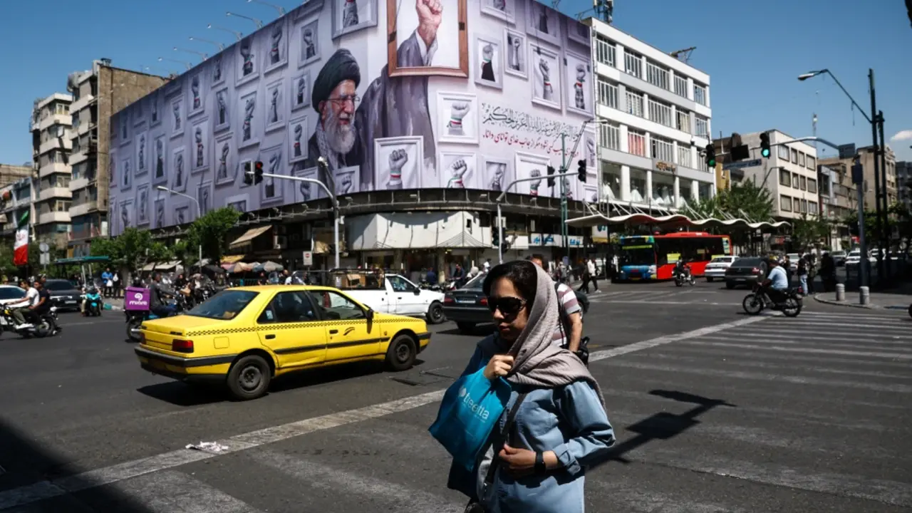 Irán