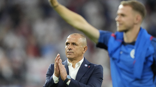 Nevedel po slovensky, neunúval sa chodiť na zápasy Niké ligy? Calzonov bývalý tlmočník hovoril o sporných témach