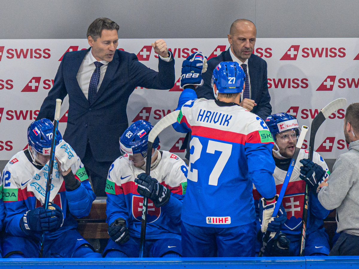 16052026_Slovensko_Norsko tréner Vladimír Országh hokejisti