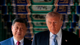 Financial Times: Si Ťin-pching povedal Donaldovi Trumpovi, že Putin by mohol „ľutovať“ inváziu na Ukrajinu