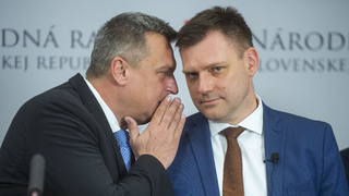 Danko navrhuje odvolanie Tarabu, riešenie sporu však zatiaľ nepoznáme. Aké sú reakcie ostatných politikov?