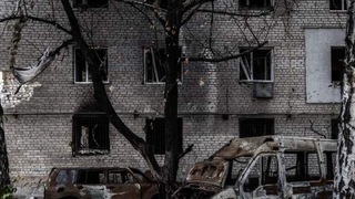 ​Ruské kĺzavé bomby a drony zabíjali civilistov v Donecku. Nálety pri fronte si vyžiadali štyri obete