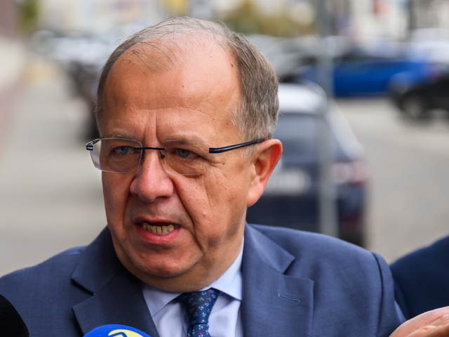 Rybníček sa ostro ohradil voči Ficovi. Výklad dlhovej brzdy vraj nemôže stáť na výrokoch jedného človeka
