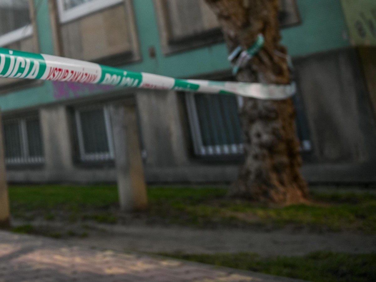 polícia páska