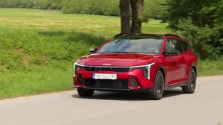 Test: Nová Kia K4 Sportswagon je na svete. Automobilka stavila na dizajn a spaľovacie motory
