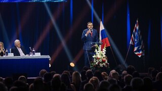 Samosprávy sa báli škrtov a obmedzení. Fico tvrdí, že dlhová brzda má aj zadné dvierka