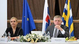 Prorastové opatrenia vláda neukázala ani na výjazde, Saková hovorí o budúcom týždni. Columbova žena, kritizuje SaS