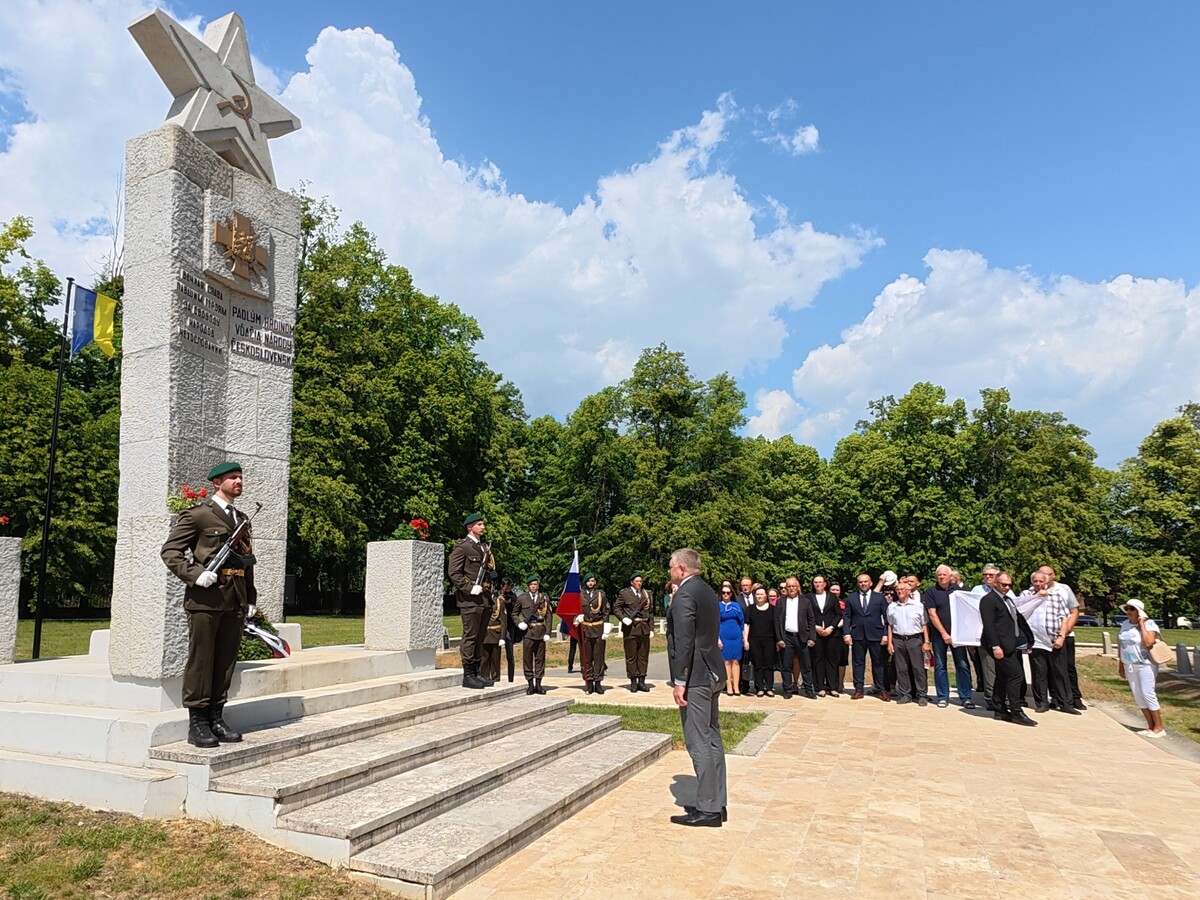20260527_premier_Michalovce_cintorin_02219448.jpg