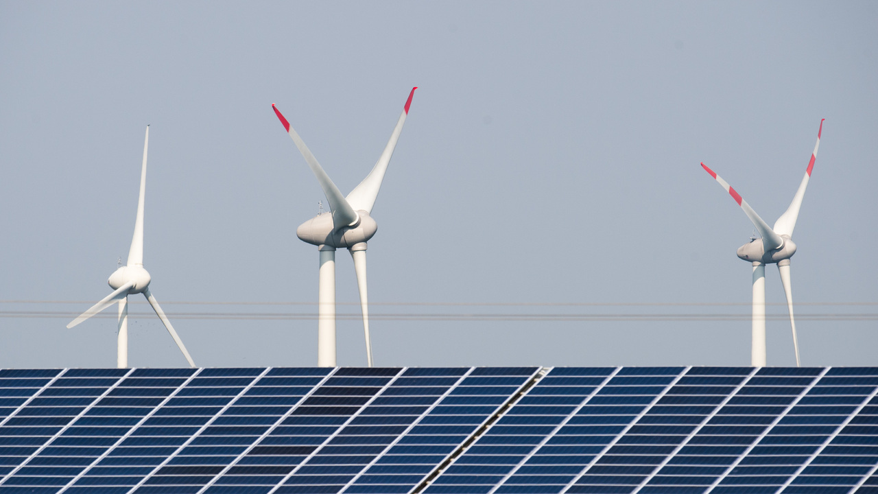 solárny panel turbíny.jpg