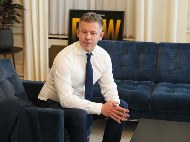 Premiér Magyar mieni z funkcií odstrániť Orbánove „bábky“. Hovoriť o tom bude s poslancami strany Tisza