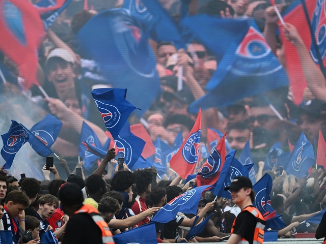 Víťazstvo PSG zatienili násilnosti. V Paríži zadržali viac ako 480 ľudí, zranenia utrpela aj polícia 