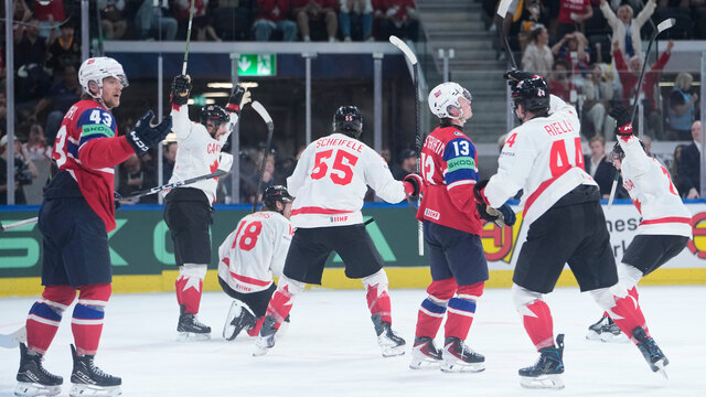 Switzerland_World_Championship_Ice_Hockey387499.jpg