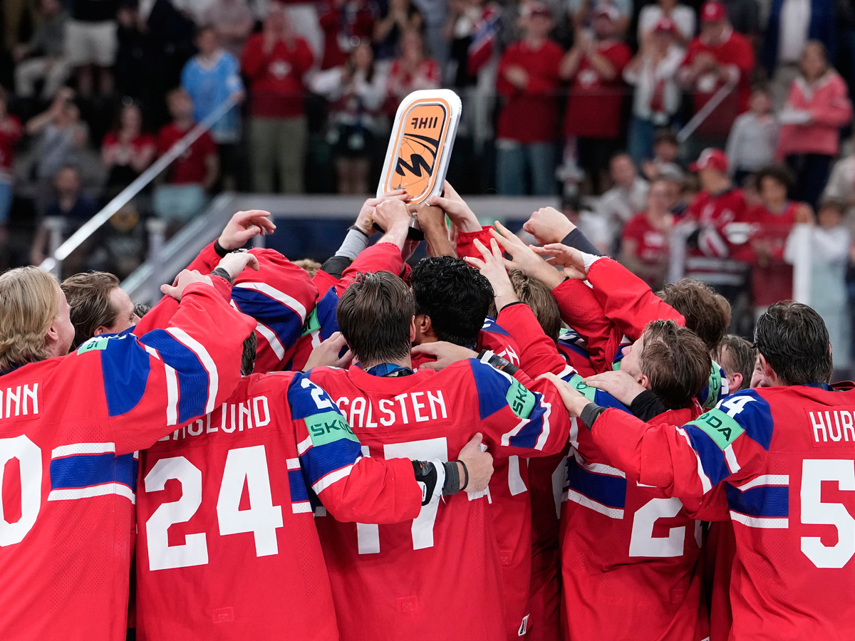 Switzerland_World_Championship_Ice_Hockey387539.jpg