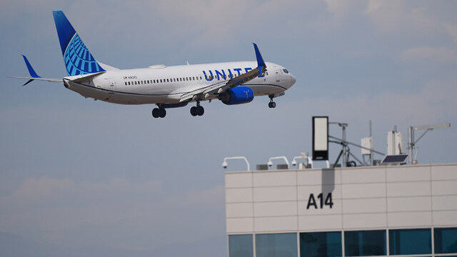 lietadlo united airlines.jpg