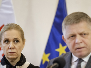 Robert Fico, Denisa Saková