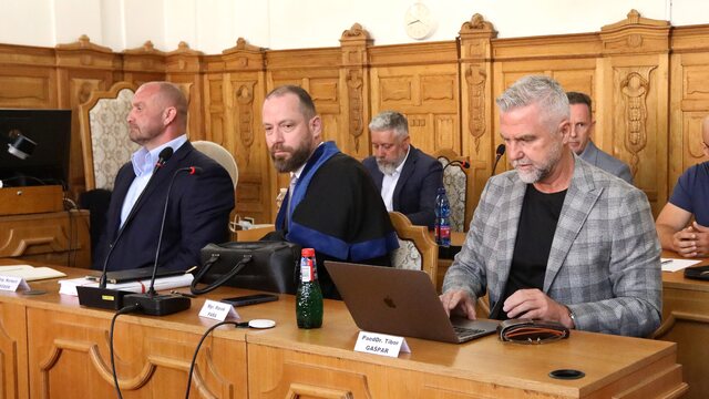 očistec gašpar bödör