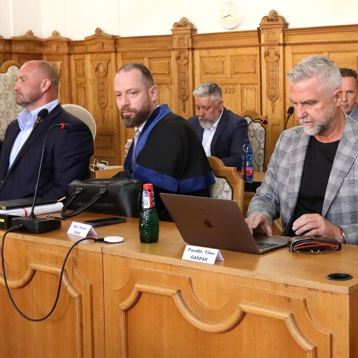 očistec gašpar bödör