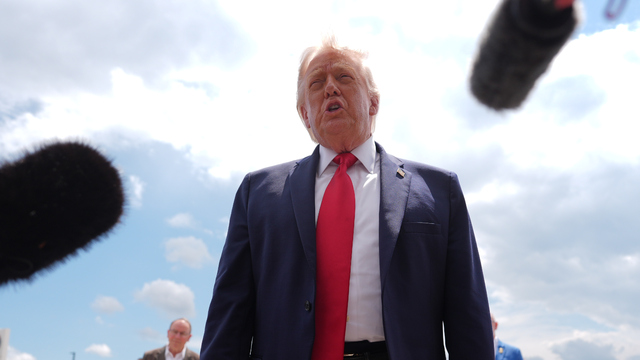 trump letisko.jpg