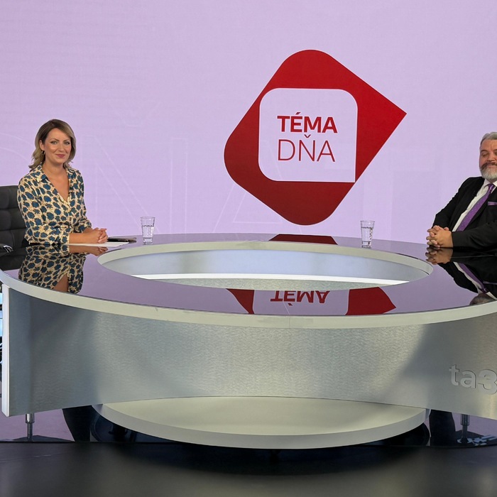 Tema dna Chmelar
