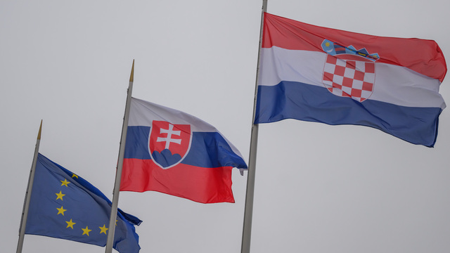 sk hr eu vlajky.jpg