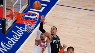 Veľká noc v Madison Square Garden bez „happy endu“. Knicks prehrali tretí finálový duel NBA so San Antoniom